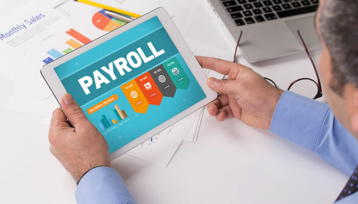 Top pros and cons of online payroll services