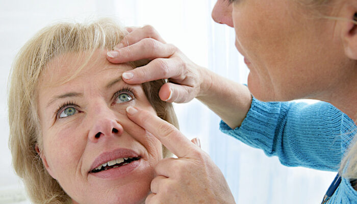 Tips to prevent age-related macular degeneration