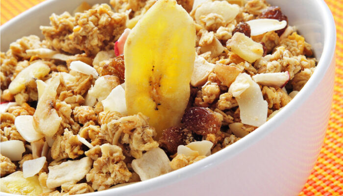 13 foods that help manage Crohn’s disease symptoms