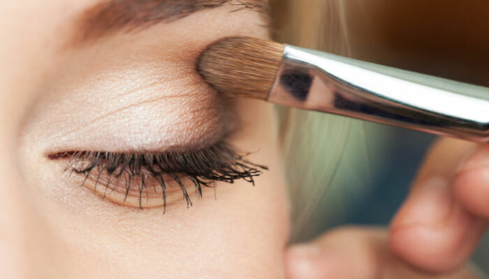 8 common makeup mistakes to avoid