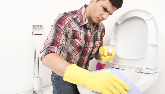 20 bathroom cleaning mistakes to avoid