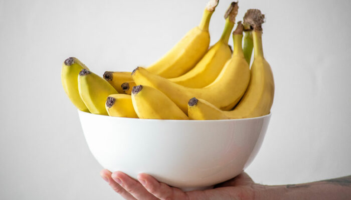 10 Human Foods That Are Safe for Cats to Eat