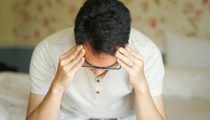 13 tips to manage migraine symptoms naturally